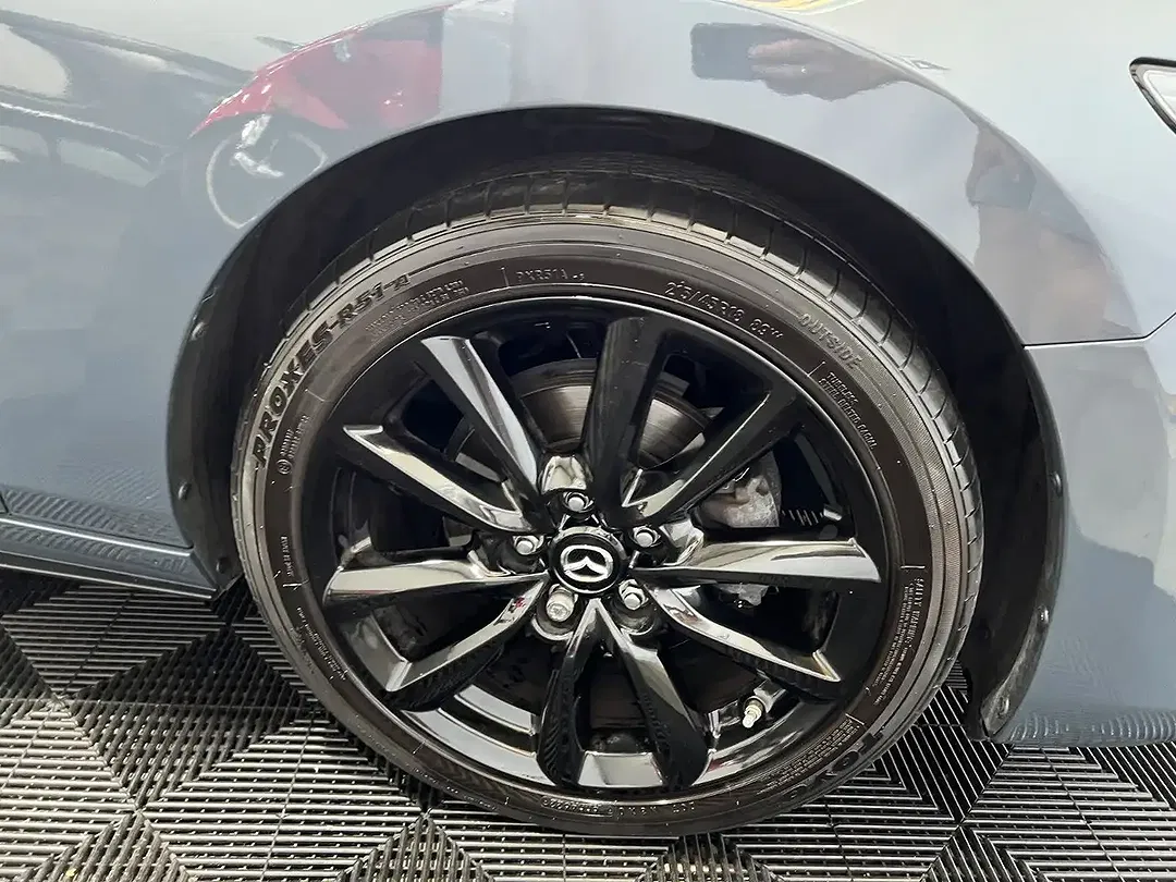 Mazda 3 - Thumbnail 12