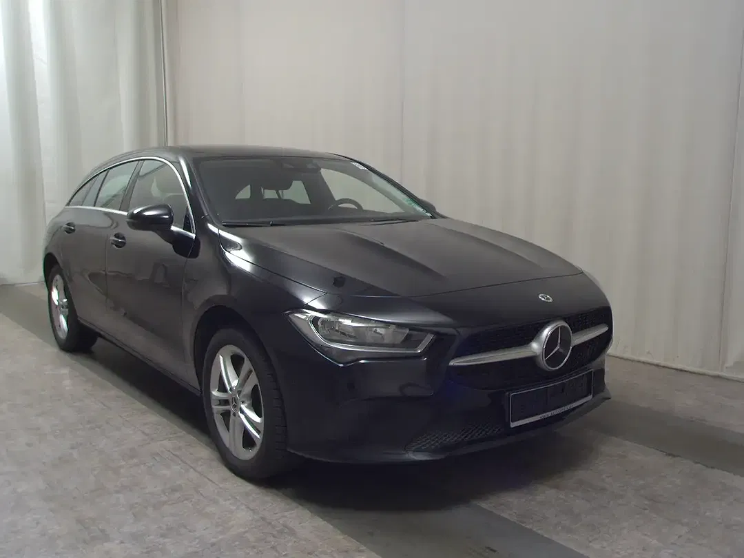 Mercedes-Benz CLA 250 - Thumbnail 3
