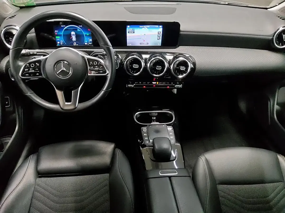 Mercedes-Benz CLA 250 - Thumbnail 5