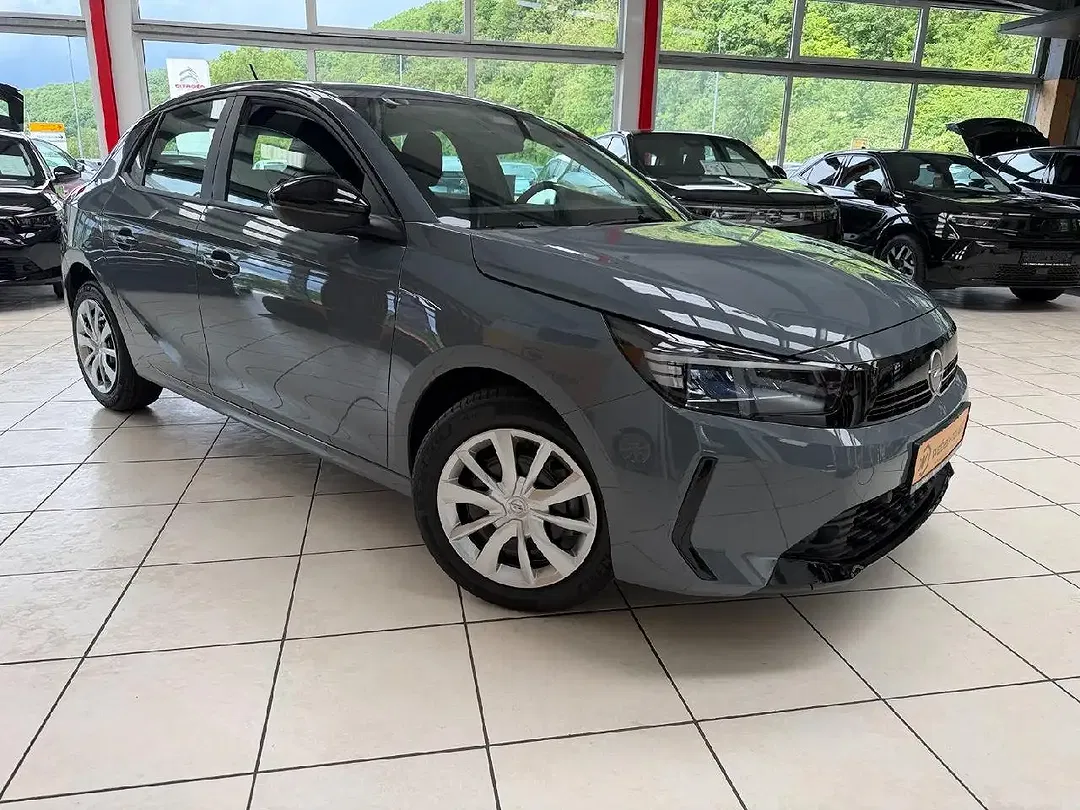 Opel Corsa - Thumbnail 3