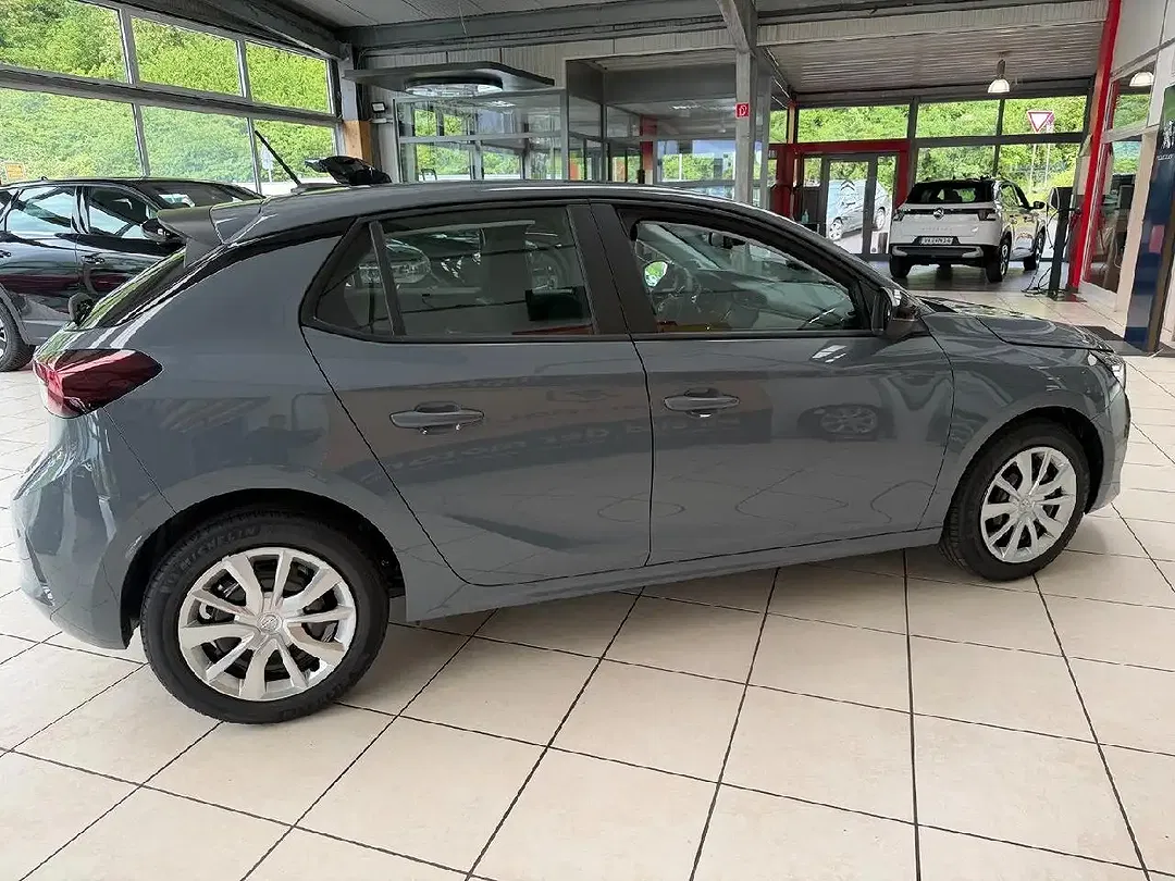 Opel Corsa - Thumbnail 4