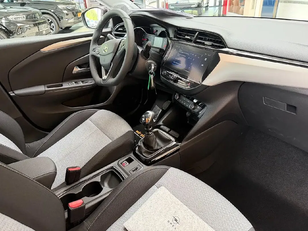 Opel Corsa - Thumbnail 9