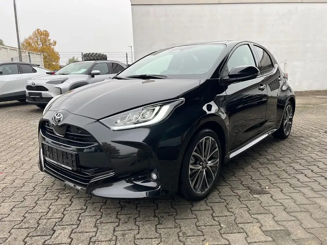 Toyota Yaris - Thumbnail 13