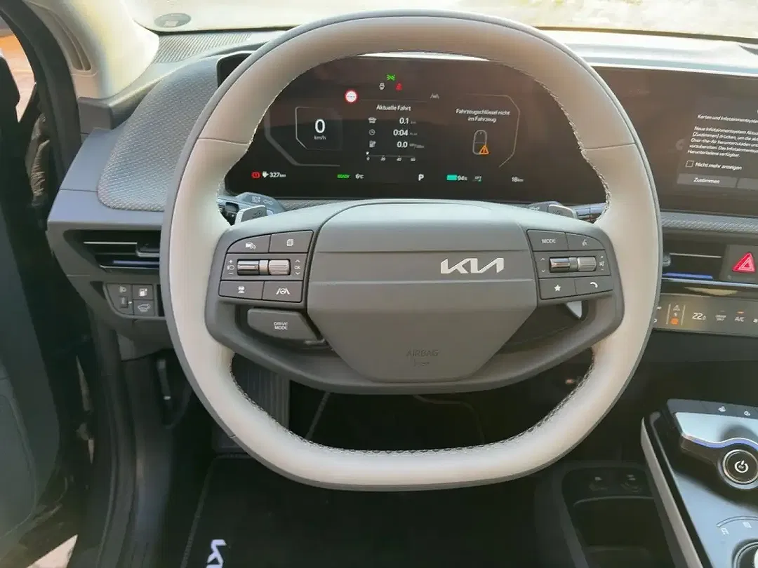 Kia EV6 - Thumbnail 11