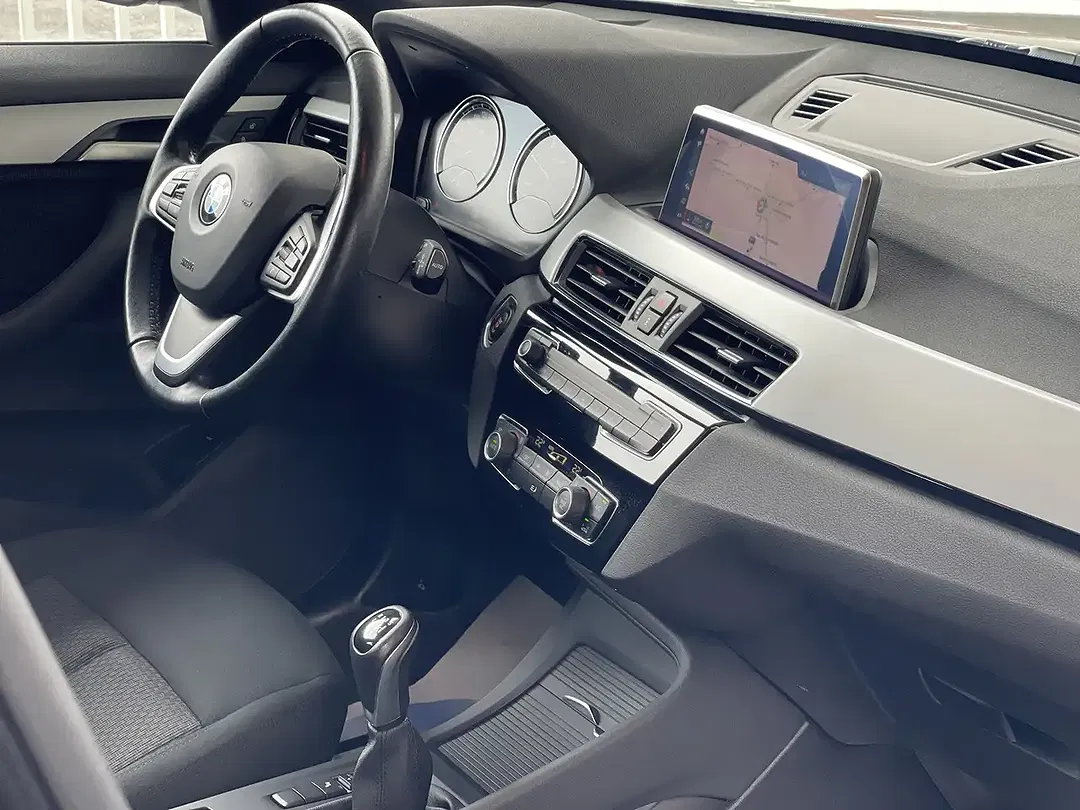 BMW X1 - Thumbnail 13