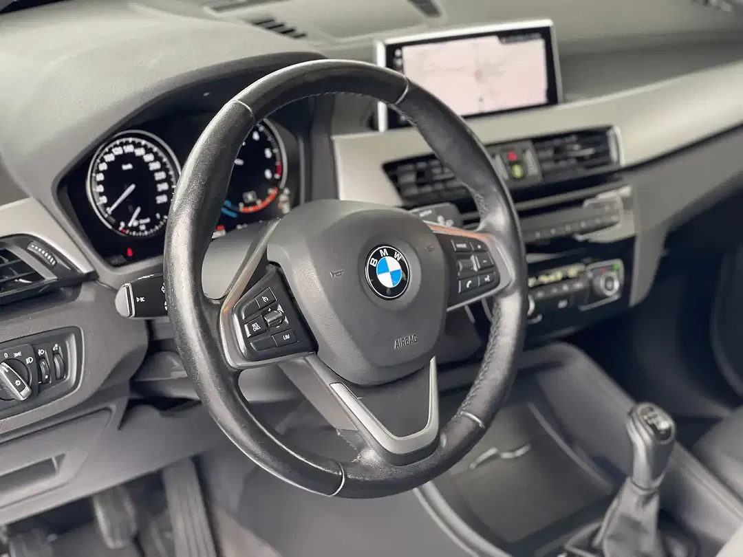 BMW X1 - Thumbnail 14