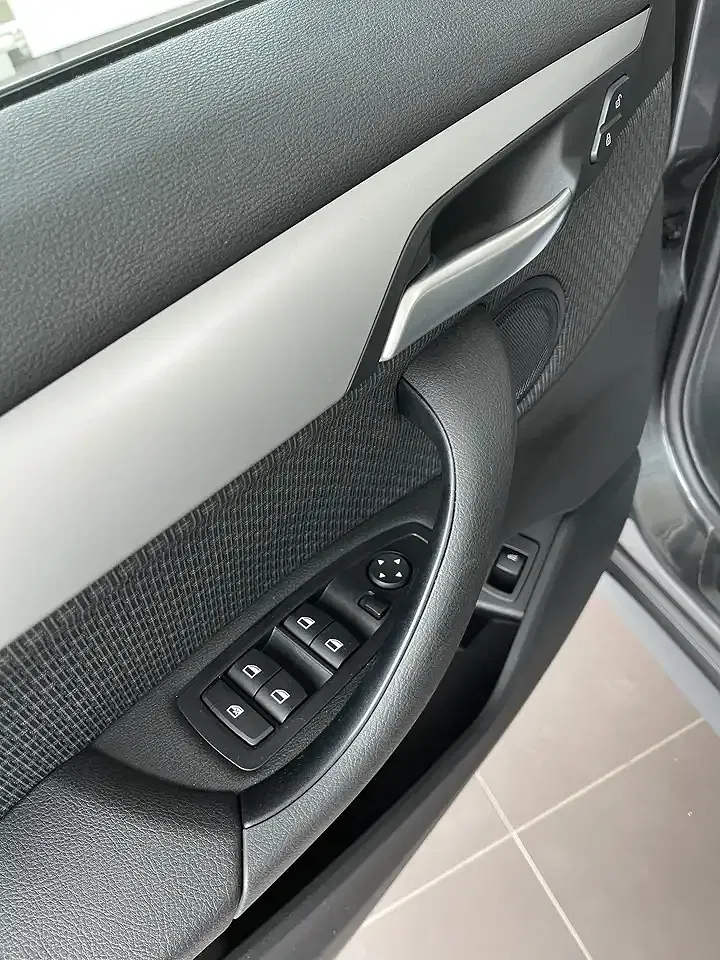 BMW X1 - Thumbnail 15