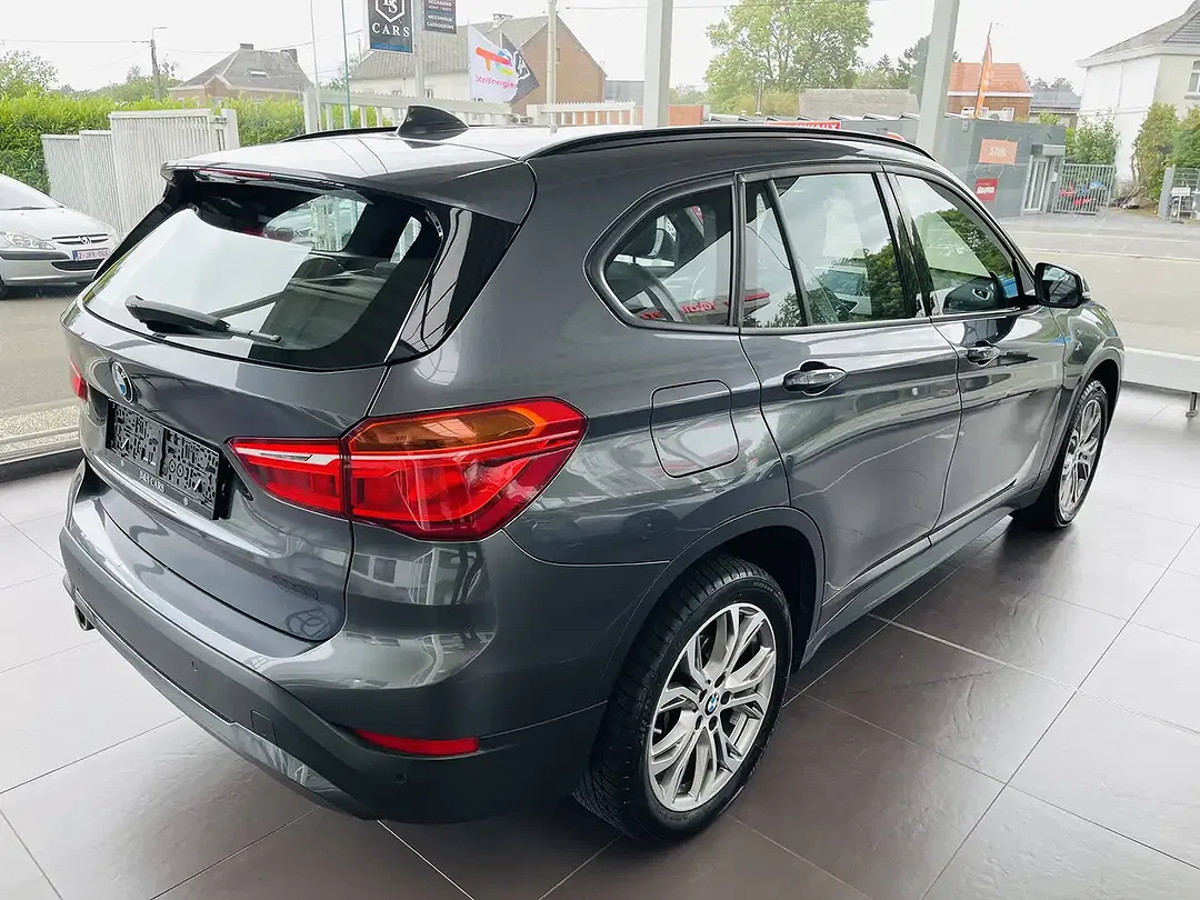 BMW X1 - Thumbnail 6