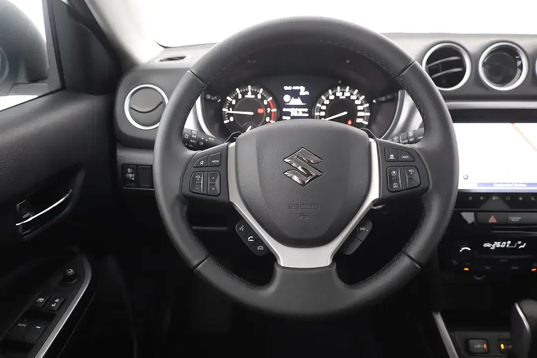 Suzuki Vitara - Thumbnail 14