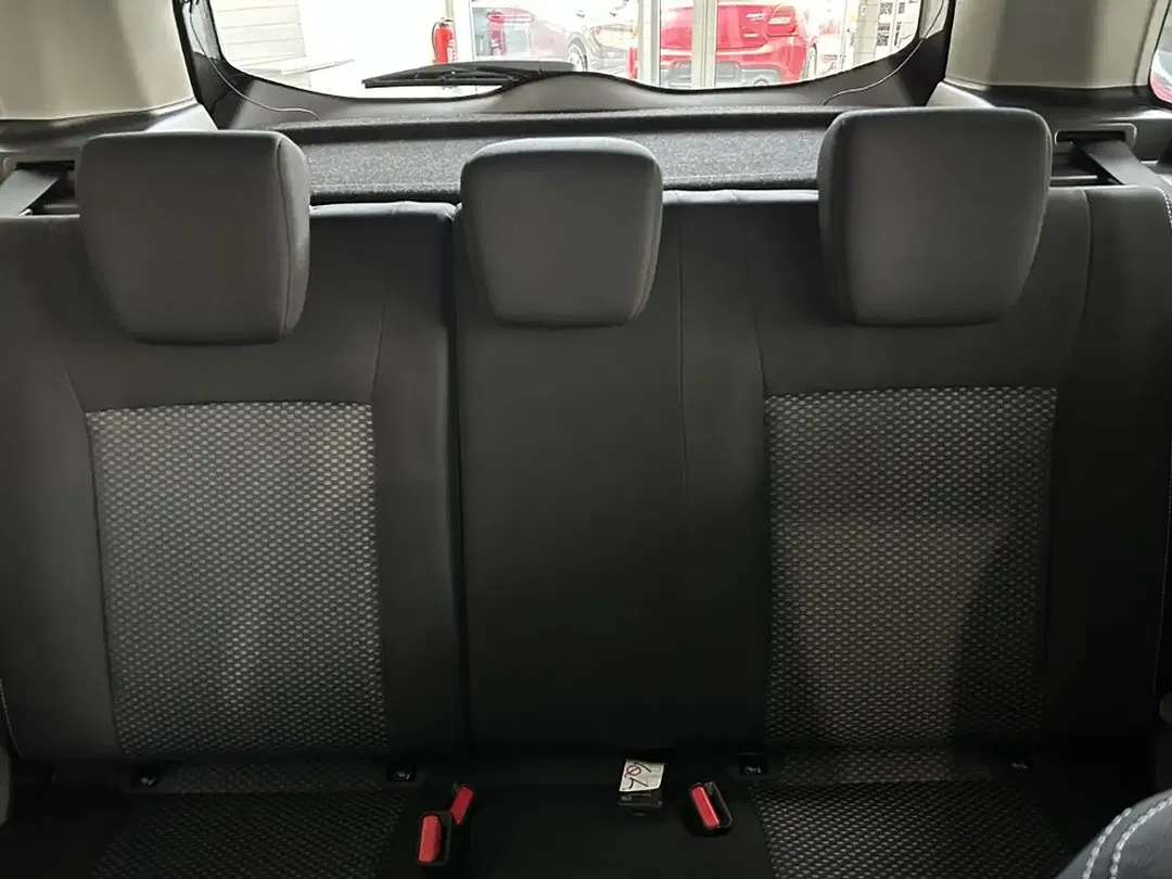Suzuki Vitara - Thumbnail 10