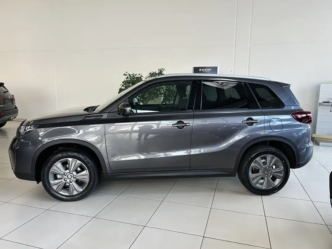 Suzuki Vitara - Thumbnail 4