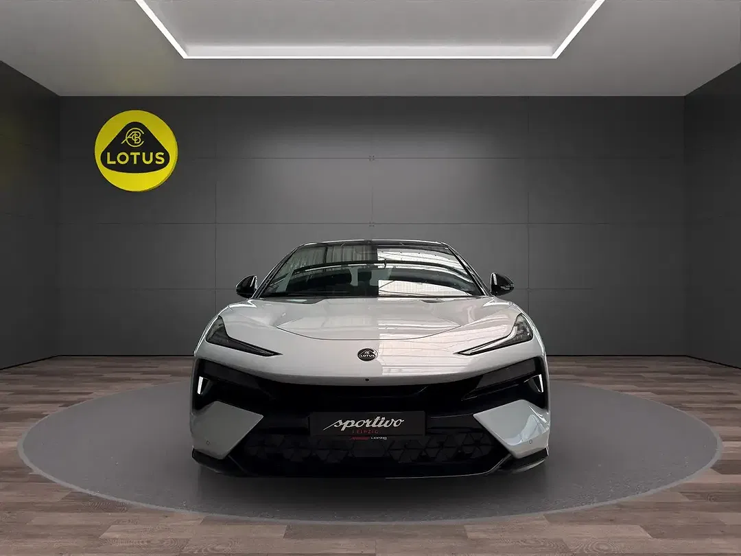Lotus Eletre - Thumbnail 3