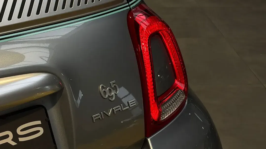 Abarth 695C - Thumbnail 13