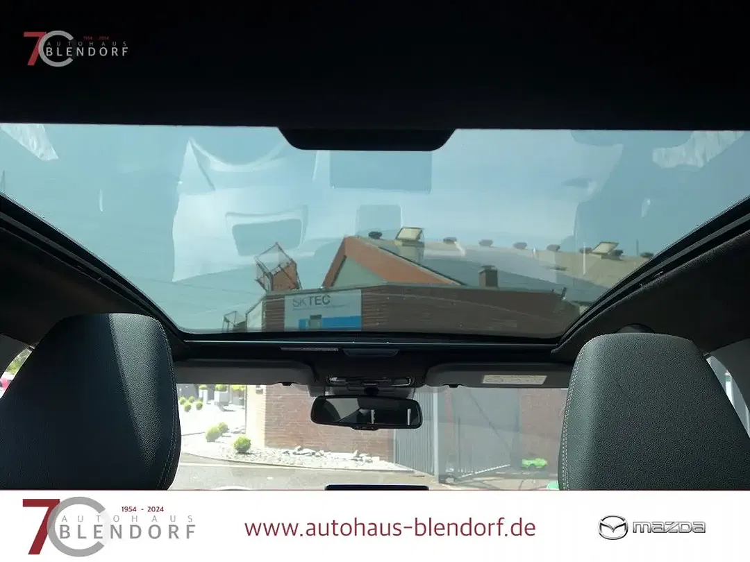 Mazda 2 - Thumbnail 10