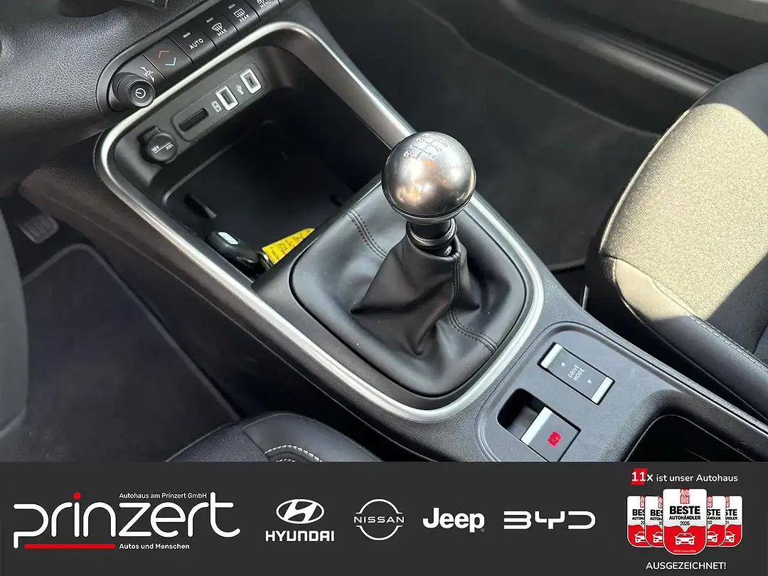 Jeep Avenger - Thumbnail 10