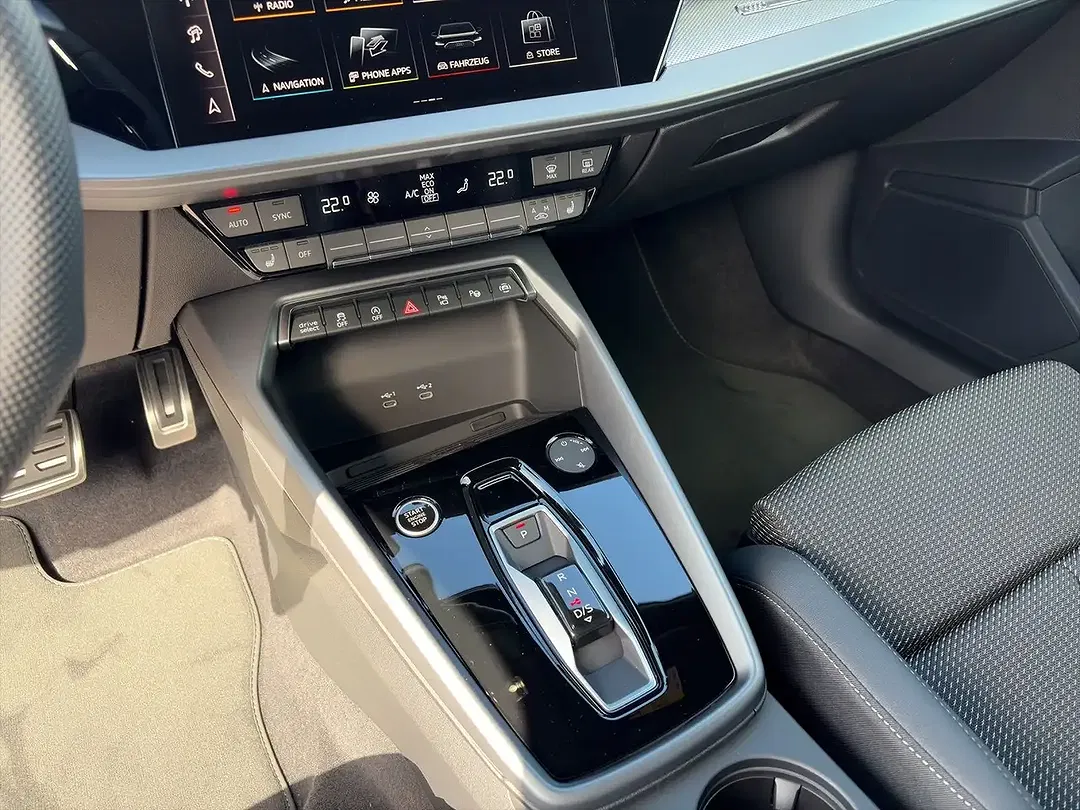 Audi A3 - Thumbnail 6