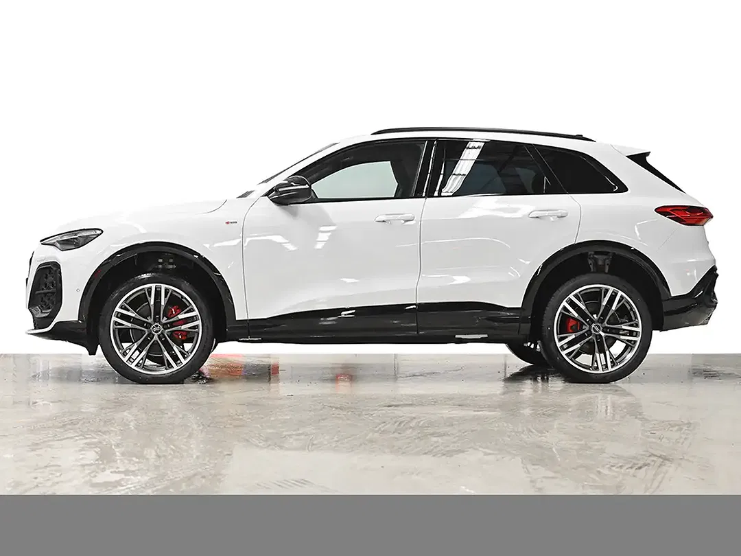 Audi Q5 - Thumbnail 3