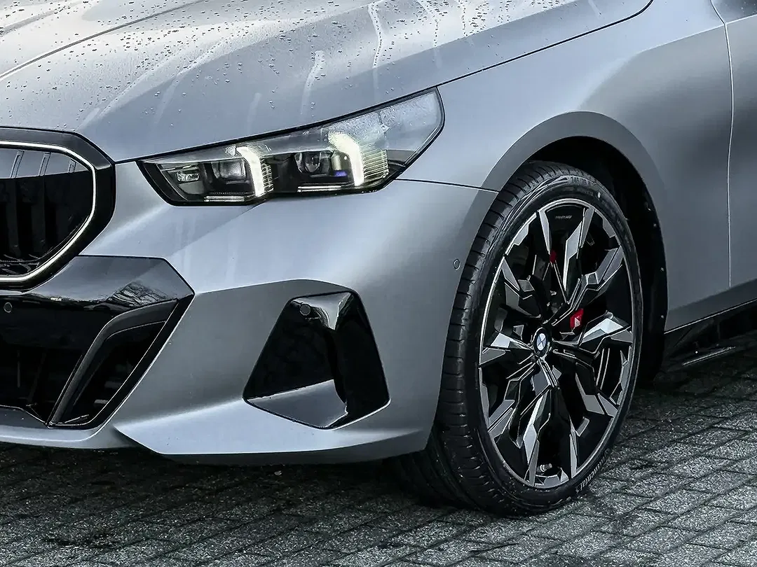 BMW 540 - Thumbnail 3