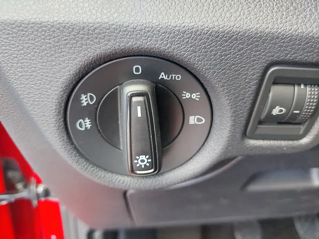 Skoda Scala - Thumbnail 13