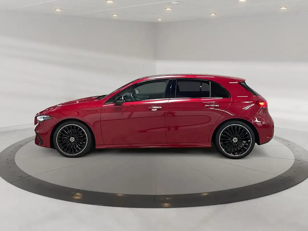 Mercedes-Benz A 220 - Thumbnail 3