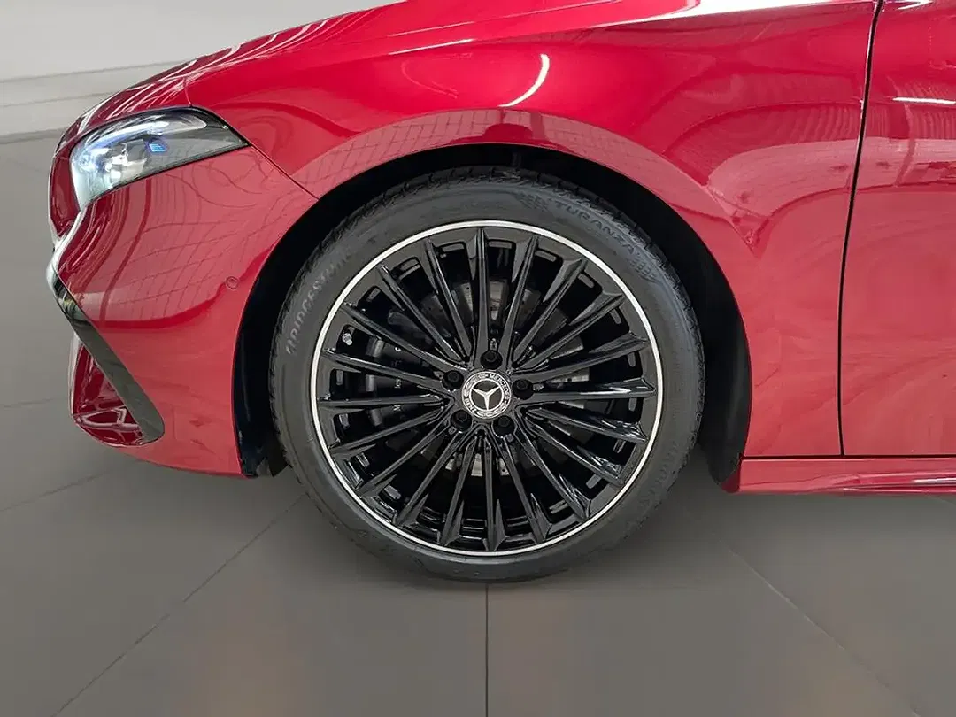Mercedes-Benz A 220 - Thumbnail 6