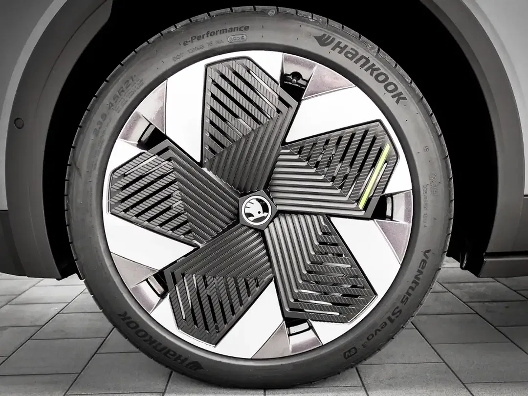 Skoda Elroq - Thumbnail 3