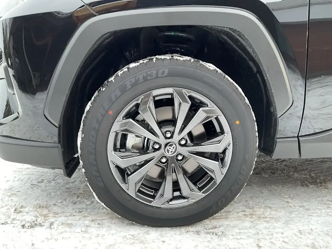 Toyota RAV 4 - Thumbnail 6