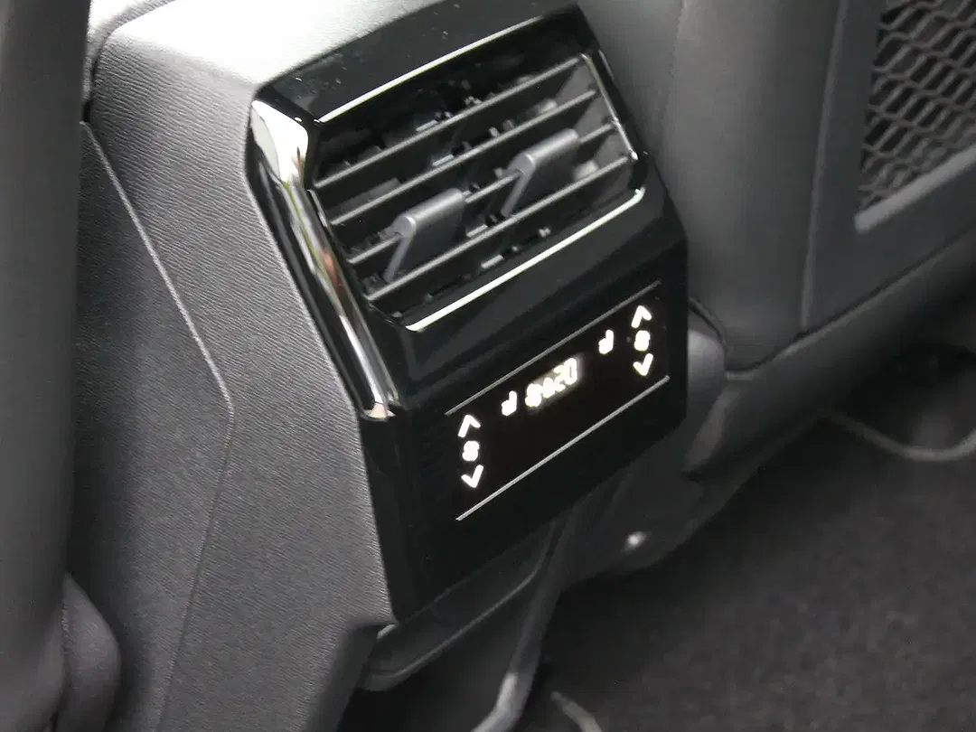 Peugeot 5008 - Thumbnail 10