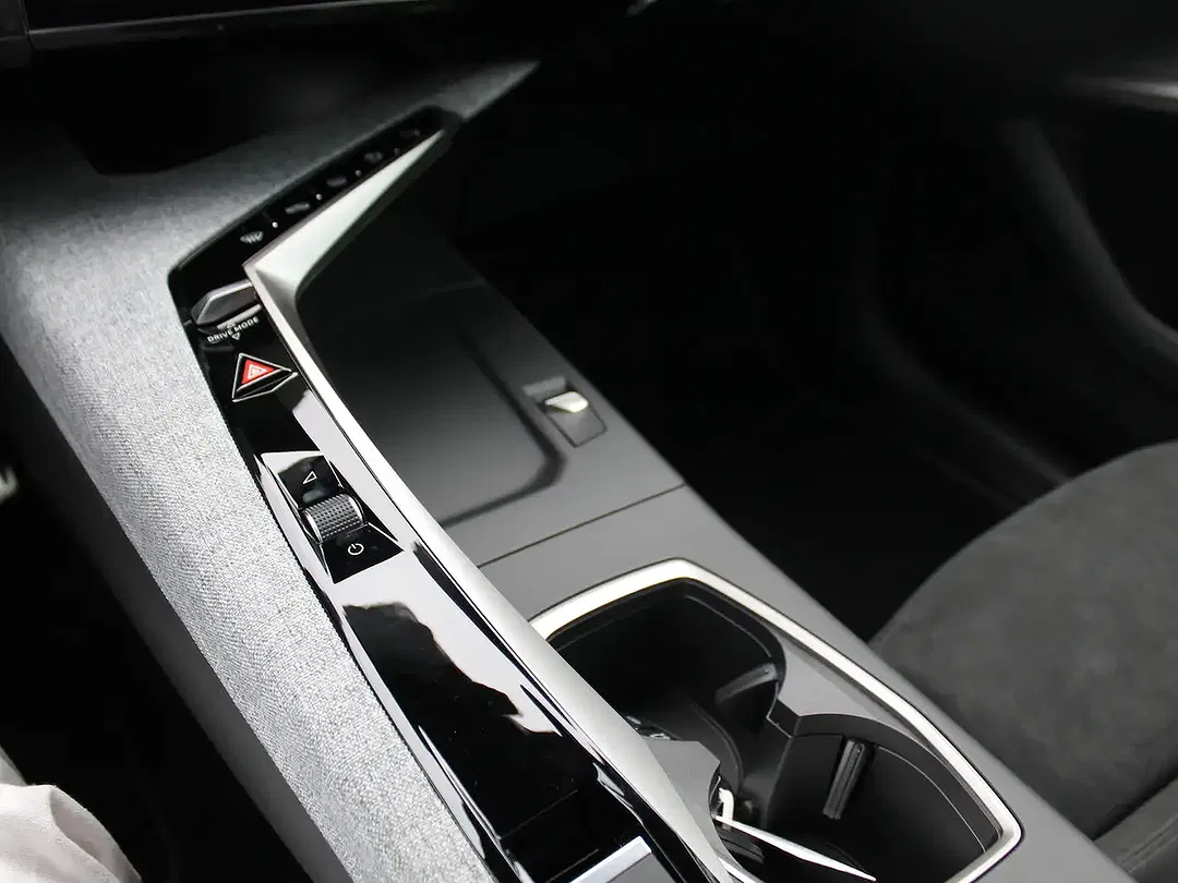 Peugeot 5008 - Thumbnail 15