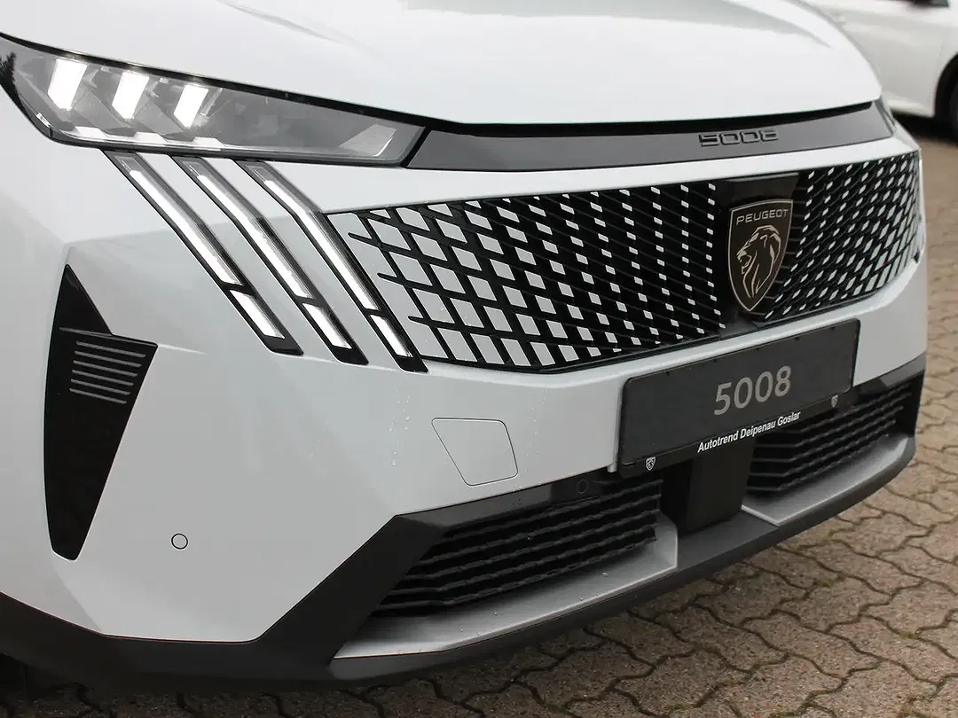 Peugeot 5008 - Thumbnail 4