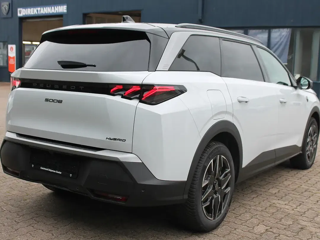 Peugeot 5008 - Thumbnail 6