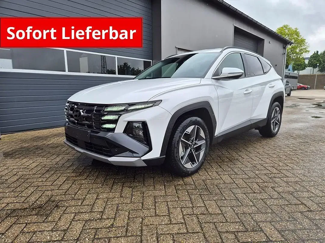 Hyundai TUCSON - Thumbnail 1