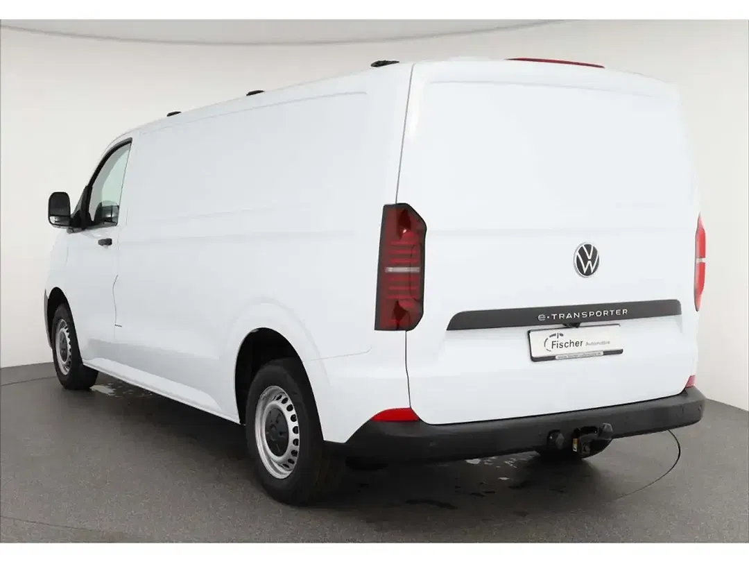 Volkswagen Transporter - Thumbnail 3