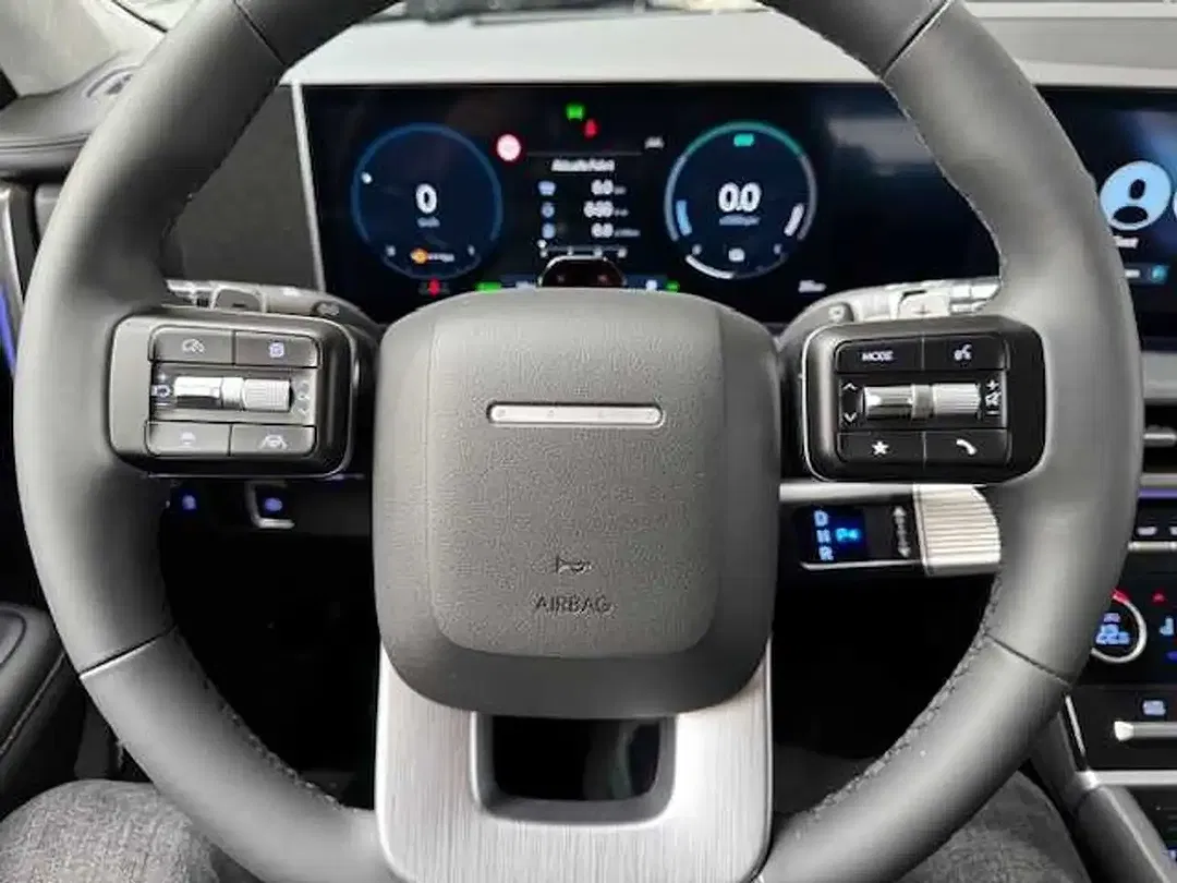 Hyundai SANTA FE - Thumbnail 13