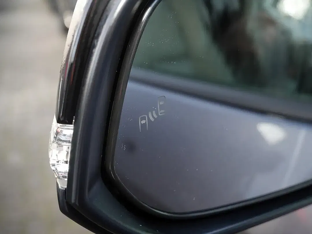 Toyota RAV 4 - Thumbnail 15