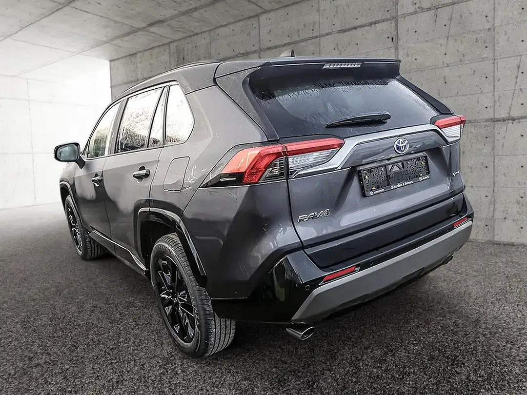Toyota RAV 4 - Thumbnail 6