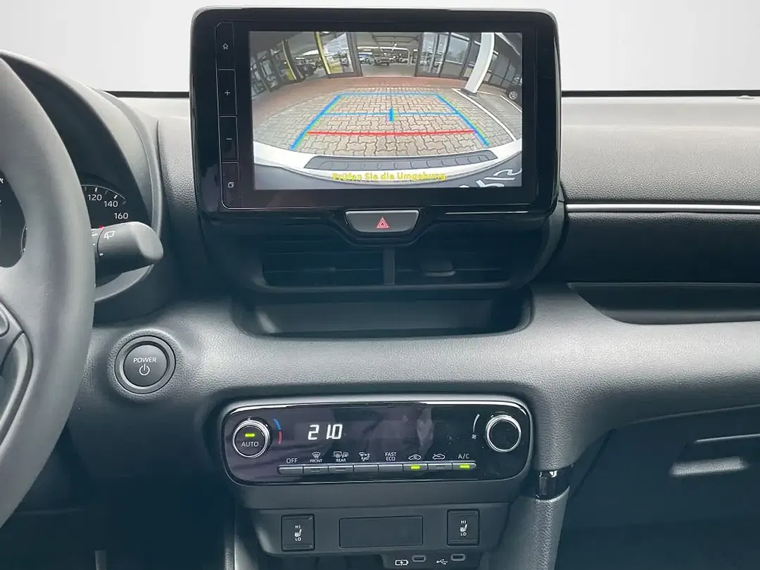 Toyota Yaris - Thumbnail 14
