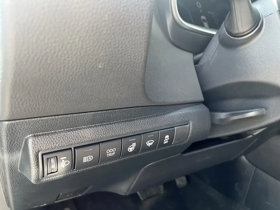 Toyota Corolla - Thumbnail 14