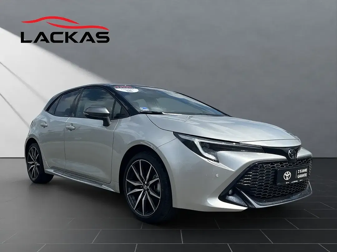 Toyota Corolla - Thumbnail 7