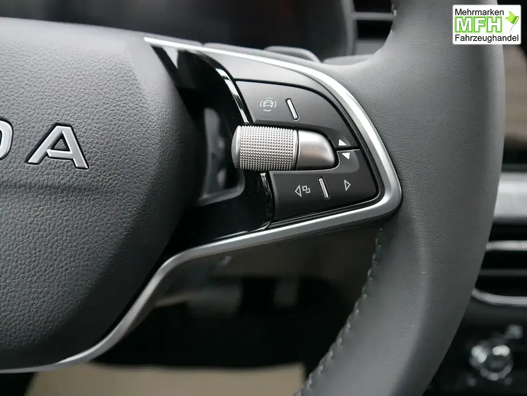 Skoda Scala - Thumbnail 14