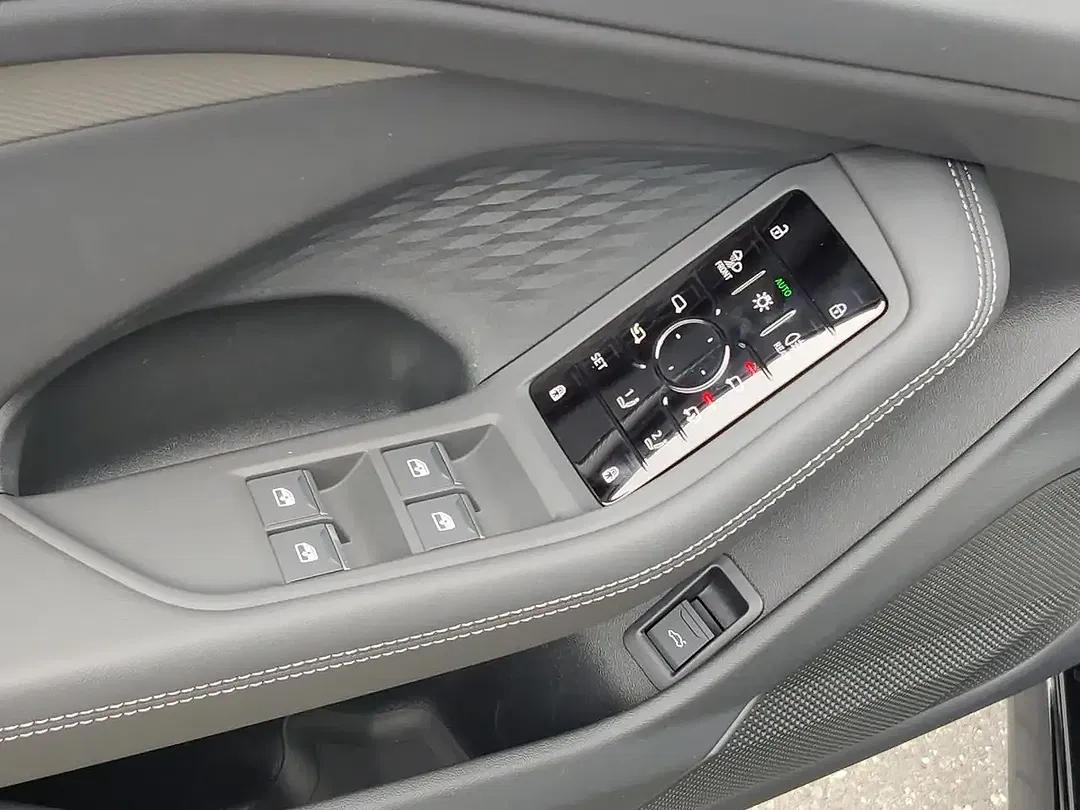 Audi A6 - Thumbnail 14