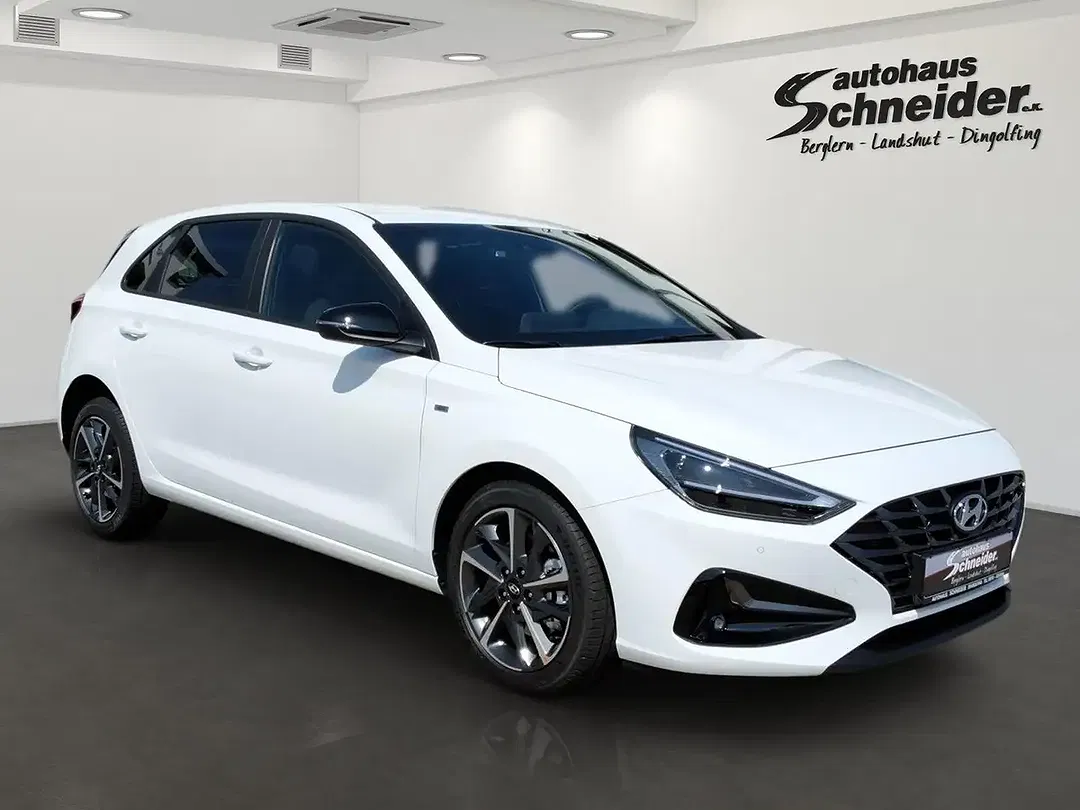 Hyundai i30 - Thumbnail 2