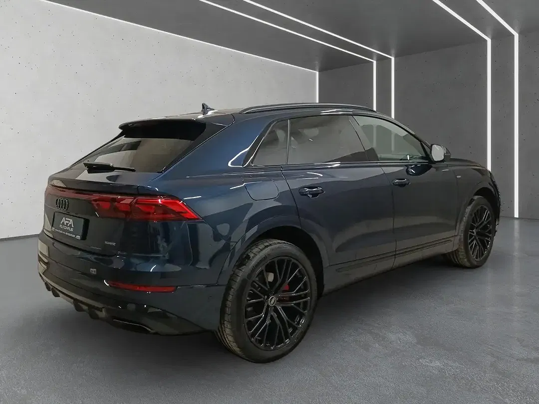 Audi Q8 - Thumbnail 2
