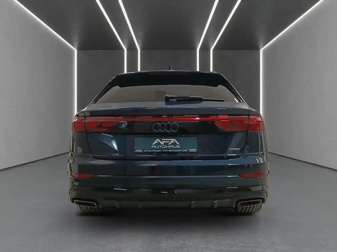 Audi Q8 - Thumbnail 5