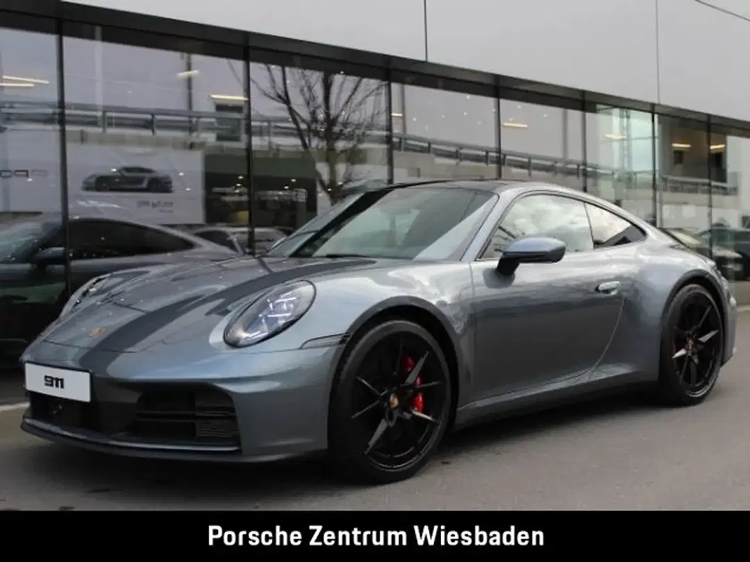 Porsche 992 - Thumbnail 1