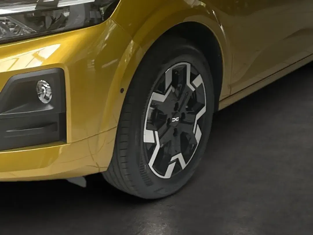 Dacia Sandero - Thumbnail 6