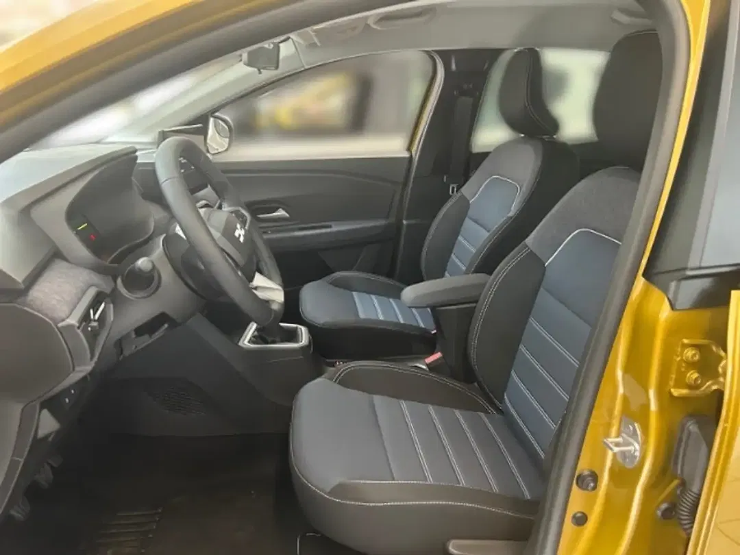 Dacia Sandero - Thumbnail 7