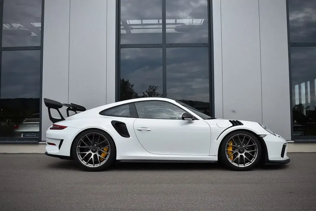 Porsche 991 - Thumbnail 10