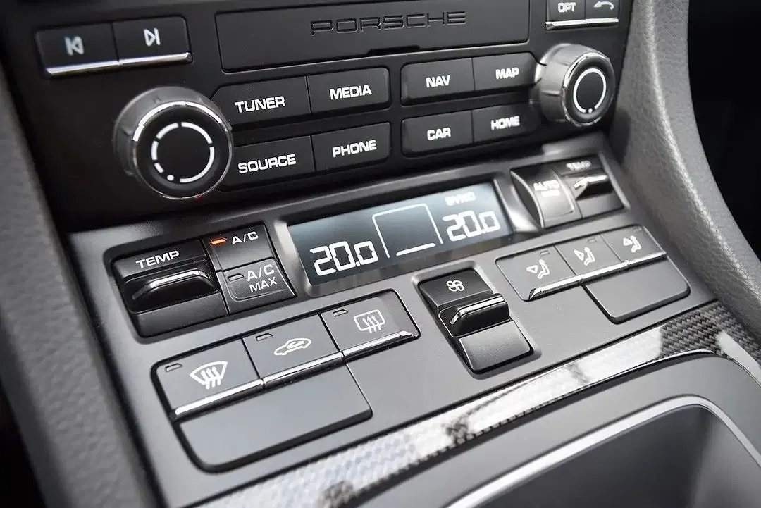 Porsche 991 - Thumbnail 20