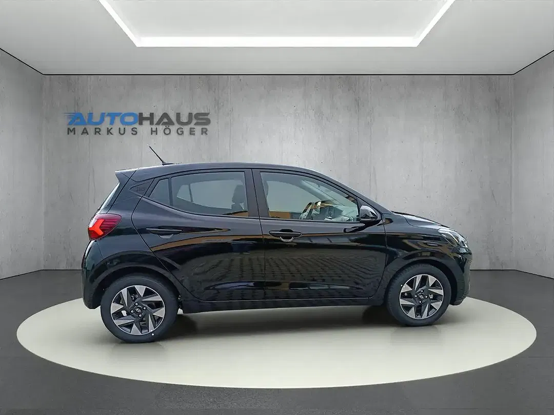 Hyundai i10 - Thumbnail 6